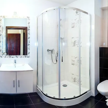 D.n. Center מידזיזדרויה