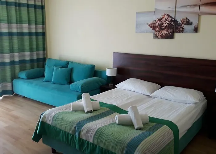 D.n. Center Homestay szállás *